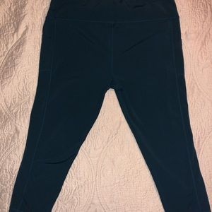Women’s Capri workout leggings